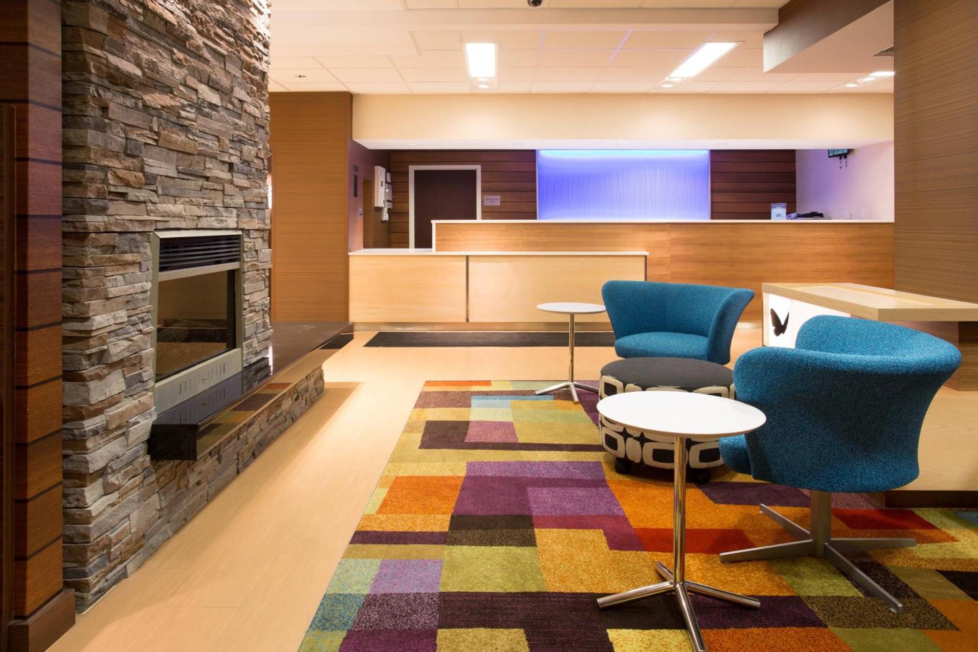 Fairfield Inn & Suites By Marriott Boston Milford Exterior foto